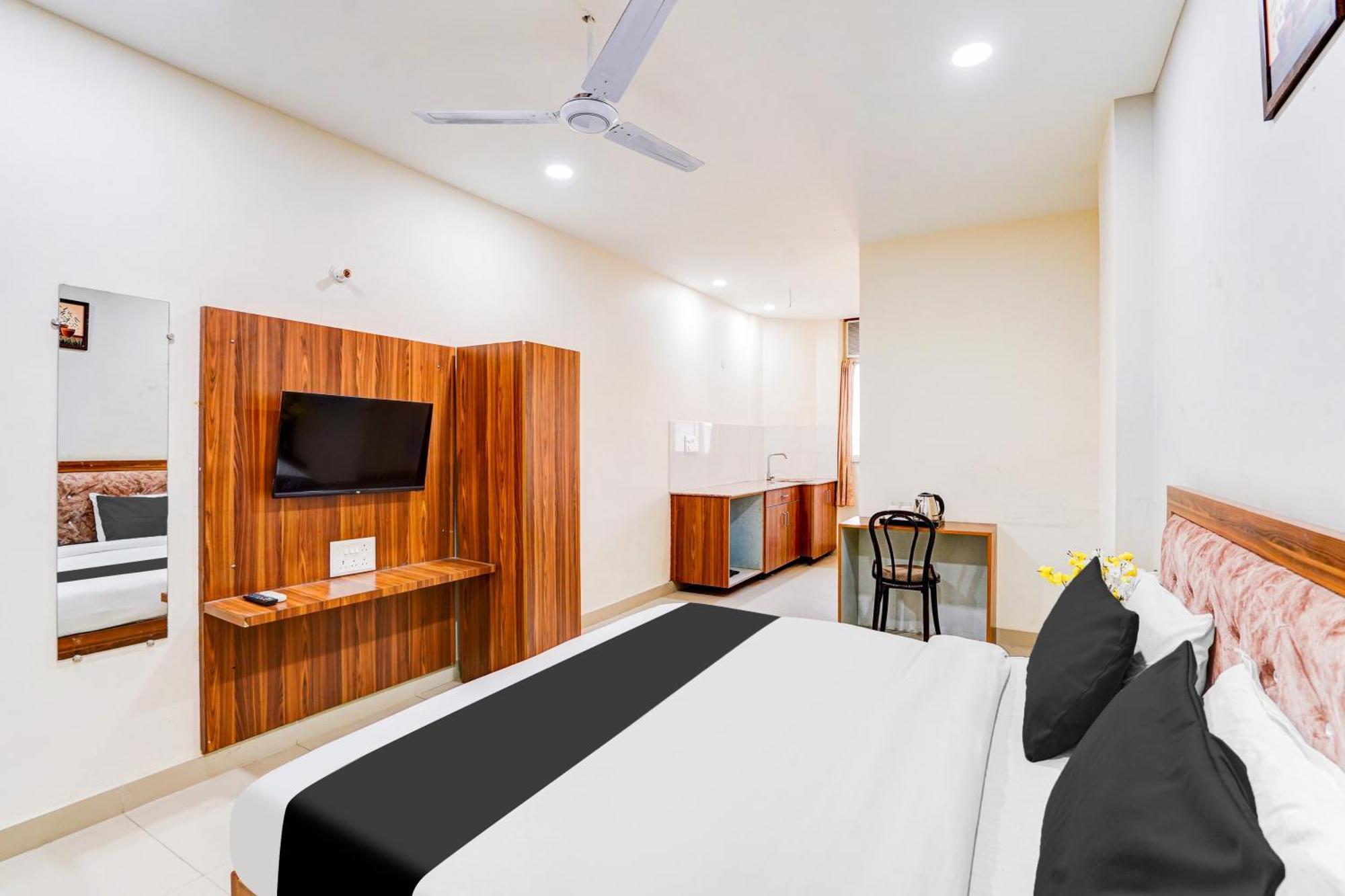 Super Collection O Sector 104 Noida Ξενοδοχείο Εξωτερικό φωτογραφία
