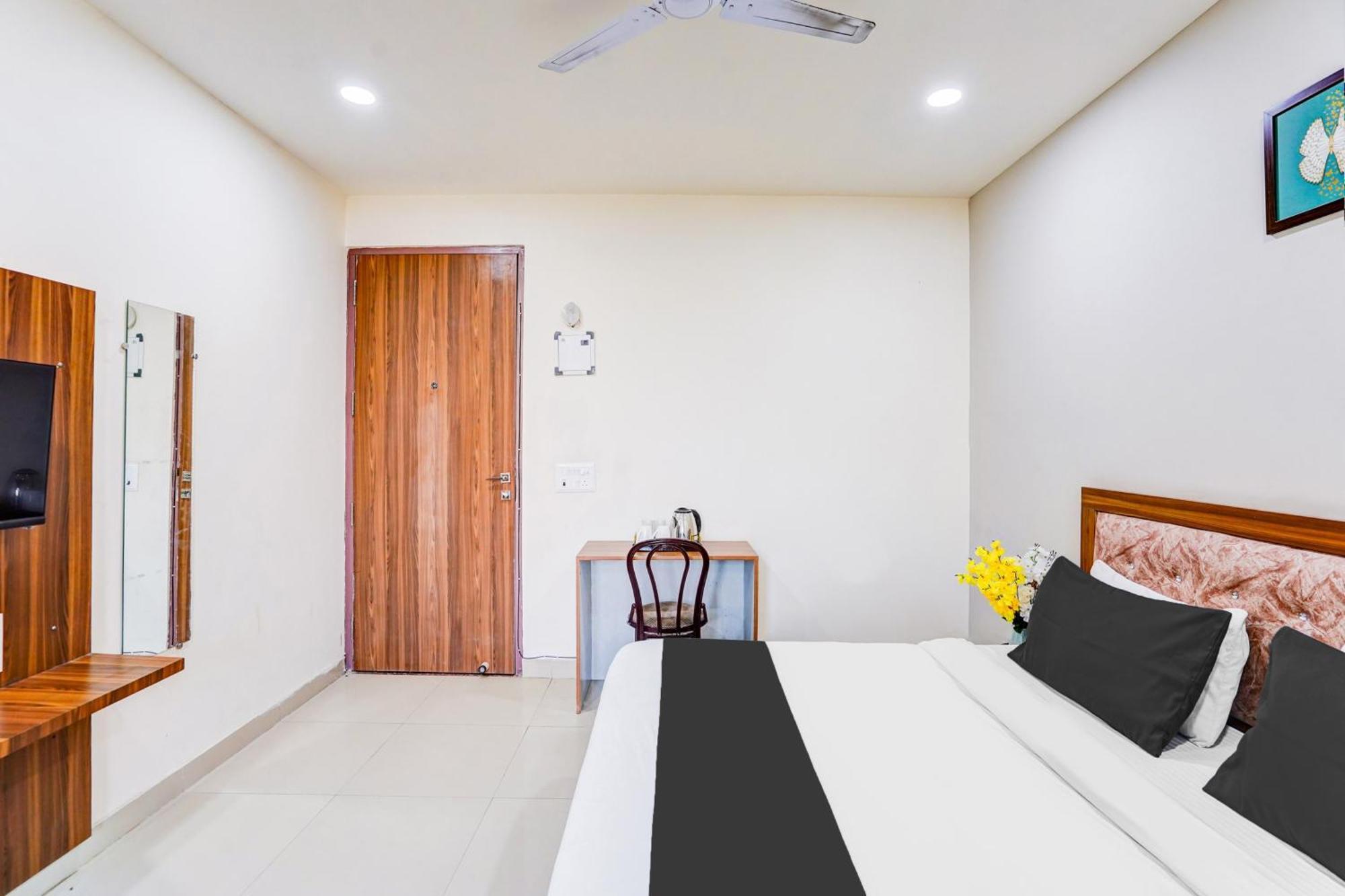 Super Collection O Sector 104 Noida Ξενοδοχείο Εξωτερικό φωτογραφία