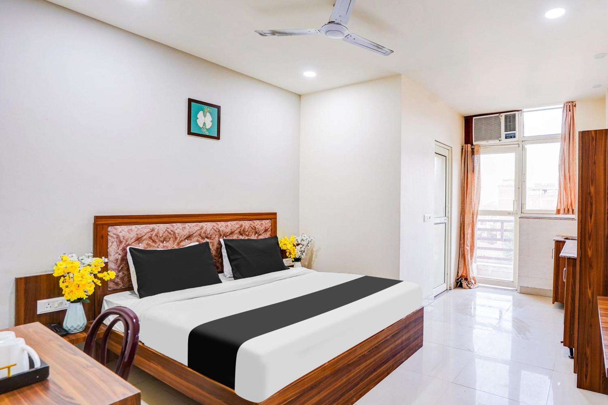 Super Collection O Sector 104 Noida Ξενοδοχείο Εξωτερικό φωτογραφία