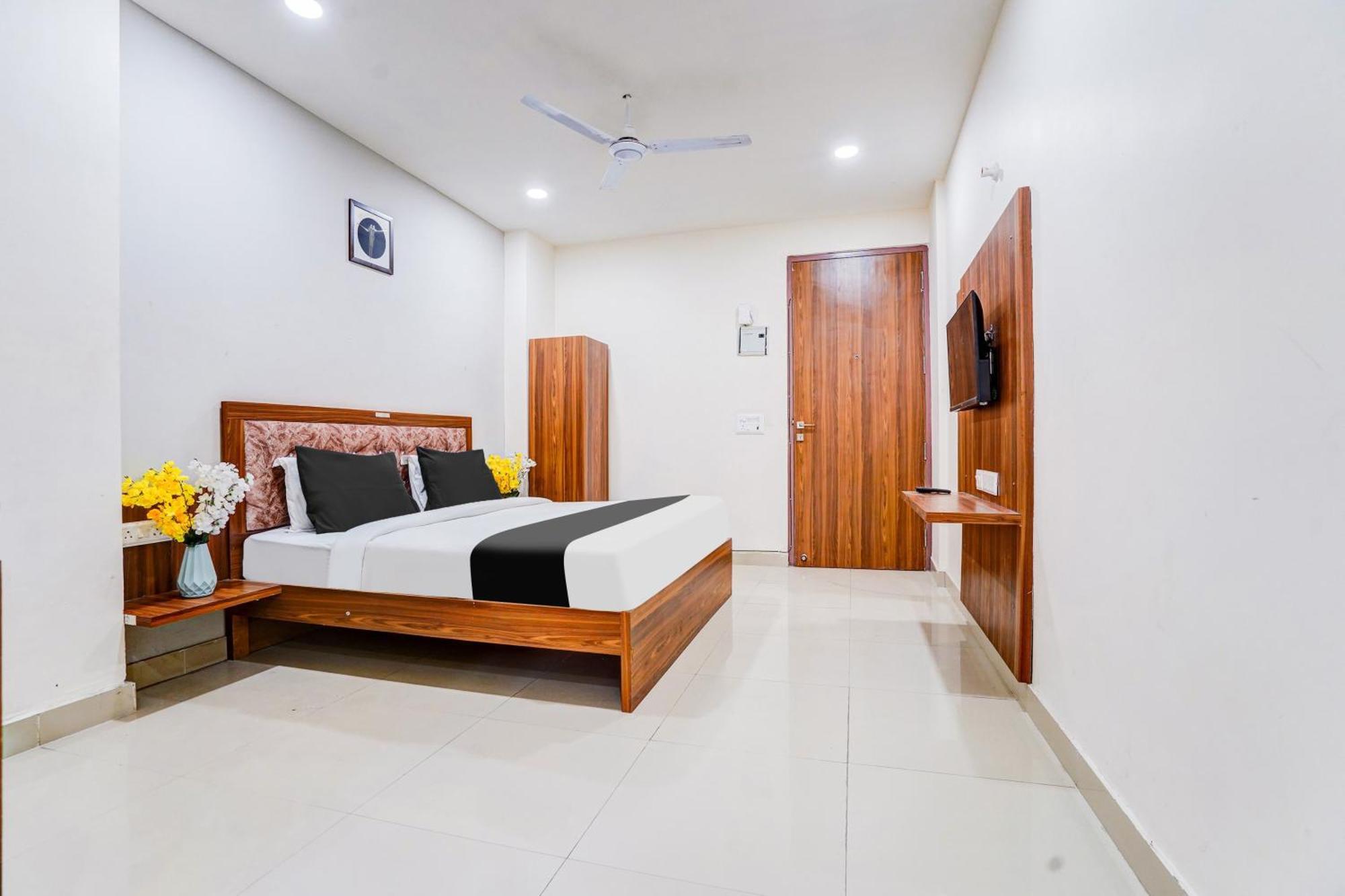 Super Collection O Sector 104 Noida Ξενοδοχείο Εξωτερικό φωτογραφία